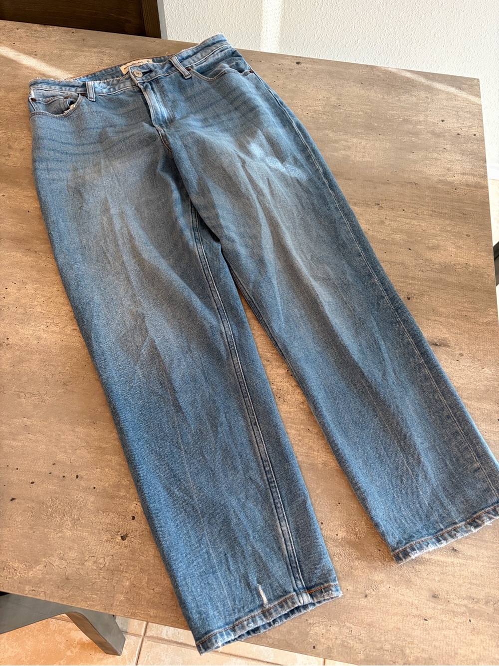 Abercrombie & Fitch The Mom High Rise Curve Love Size 29/8 NWOT